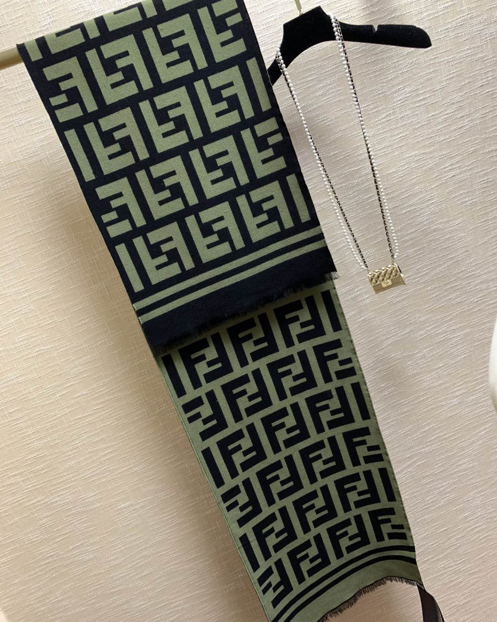 Fendi Wool and Silk Green and Black 180cm/71in