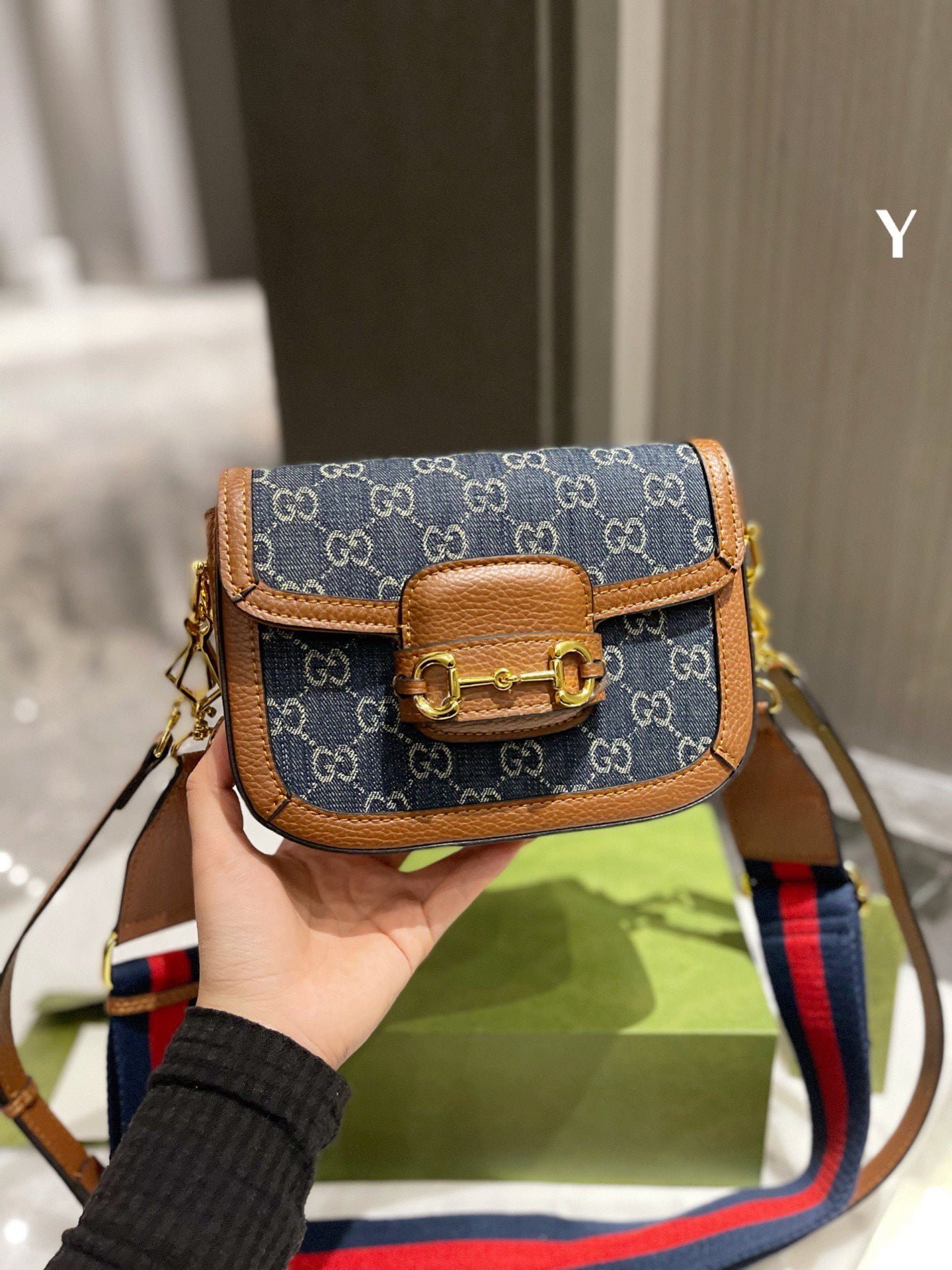 GA74 - Gucci Navy Women's Fashion Bag