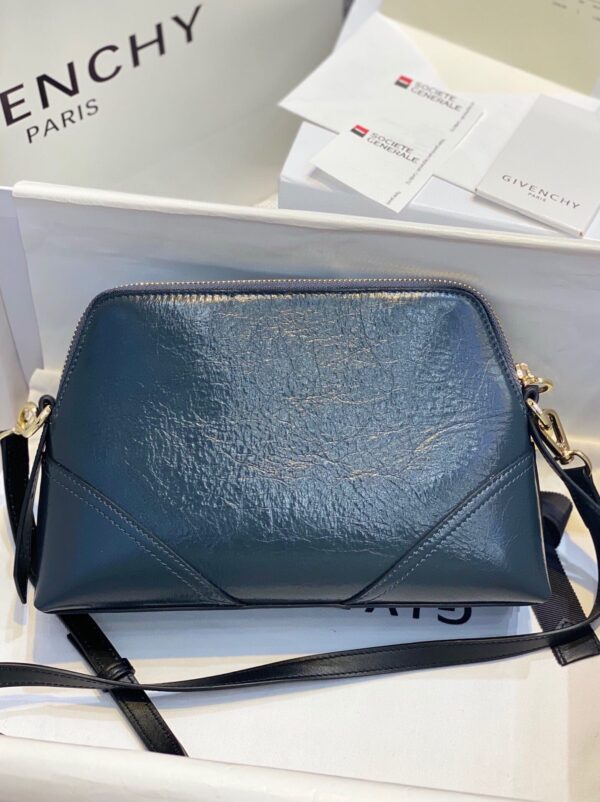 Givenchy Messenger Bag Blue For Women, Women's Handbags, Shoulder And Crossbody Bags 9.8in/25cm GVC