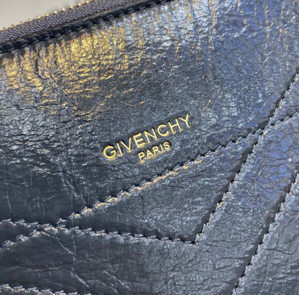 Givenchy Messenger Bag Blue For Women, Women's Handbags, Shoulder And Crossbody Bags 9.8in/25cm GVC
