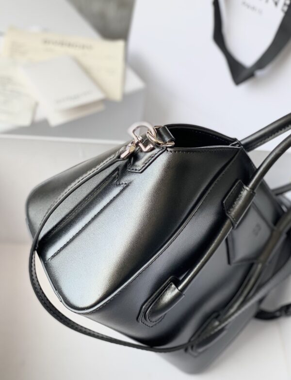 Givenchy Mini Antigona Lock Bag Black For Women, Women's Handbags, Shoulder Bags 8.7in/22cm GVC