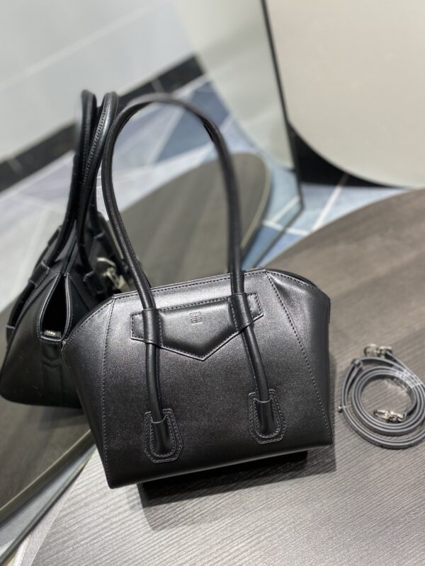 Givenchy Mini Antigona Lock Bag Black For Women, Women's Handbags, Shoulder Bags 8.7in/22cm GVC