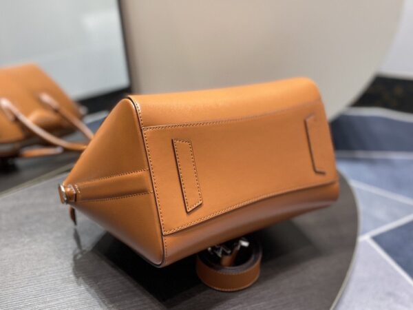 Givenchy Mini Antigona Sport Bag Caramel Brown For Women, Women's Handbags, Shoulder Bags 8.7in/22cm GVC