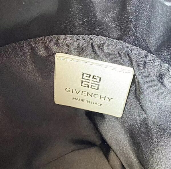 Givenchy Mini Cut Out Bucket Bag Ivory For Women, Women's Handbags, Shoulder Bags 6.3in/16cm GVC BB50NRB1GV-105