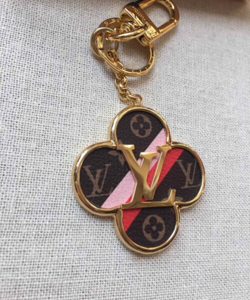 GJ11 – Key holder and bag charm