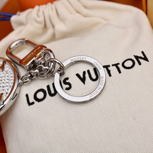 GJ12 – Key holder and bag charm