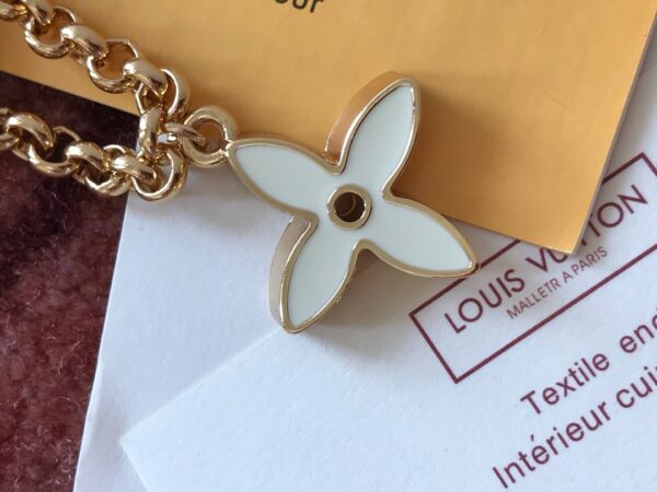 GJ21 – Key holder and bag charm