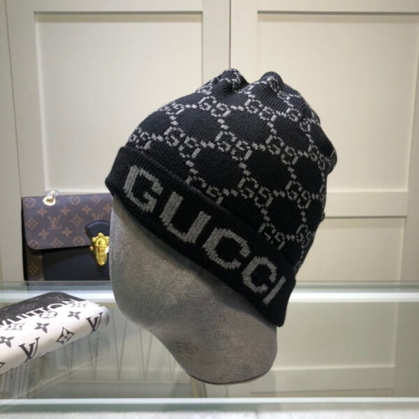 Gucci Beanie Cashmere In Black