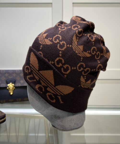 Gucci Beanie Cashmere In Brown