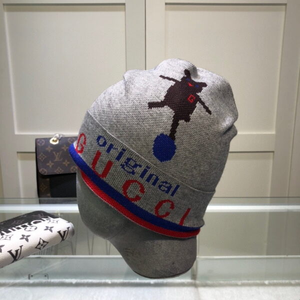 Gucci Beanie Cashmere In Grey
