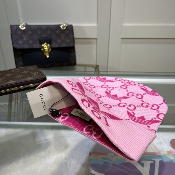 Gucci Beanie Cashmere In Pink
