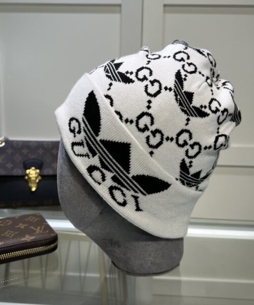 Gucci Beanie Cashmere In White