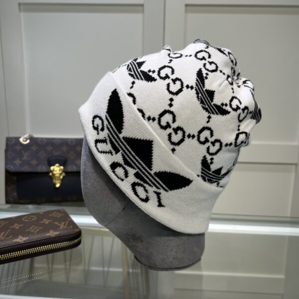 Gucci Beanie Cashmere In White