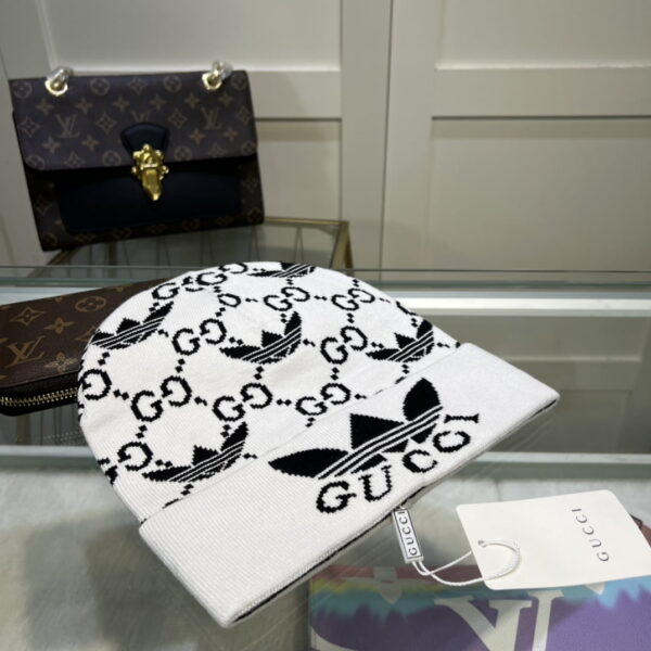 Gucci Beanie Cashmere In White