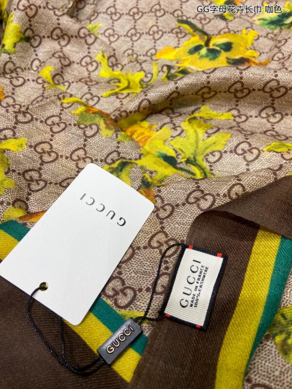 Gucci Cashmere Flower Printed Patterns Multicolor in Brown Scarf 150cm/71in