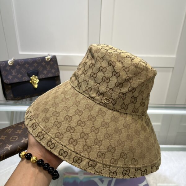 Gucci Eco Washed Denim Wide Brim Hat Beige GG Hat 631958 KQW00 9700