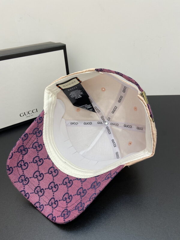Gucci GG Baseball Hat White GG Hat