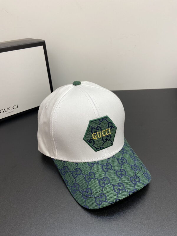 Gucci GG Baseball Hat White GG Hat