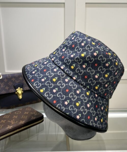 Gucci GG Bucket Hat With Floral Black GG Hat