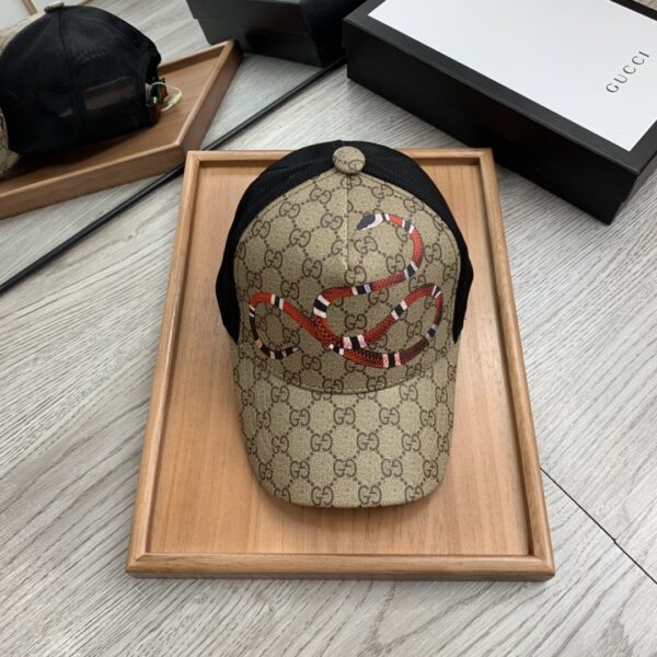 Gucci GG Canvas Baseball Cap Beige