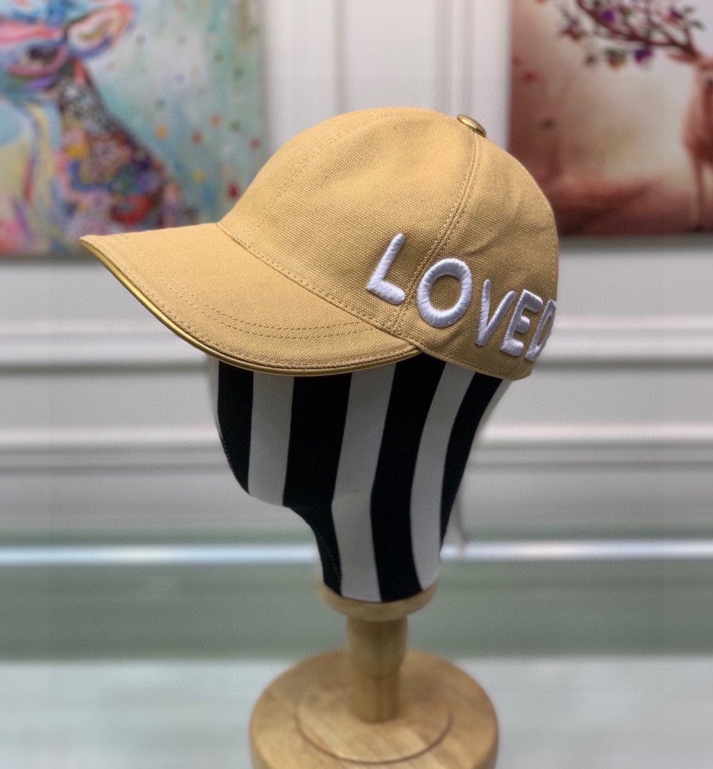 Gucci GG Canvas Baseball Cap Beige