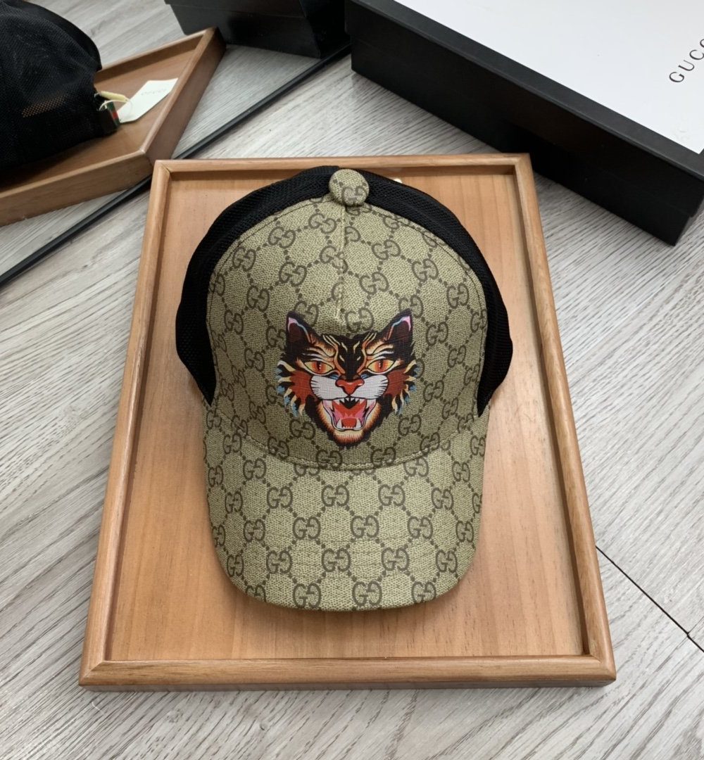 Gucci GG Canvas Baseball Cap Beige