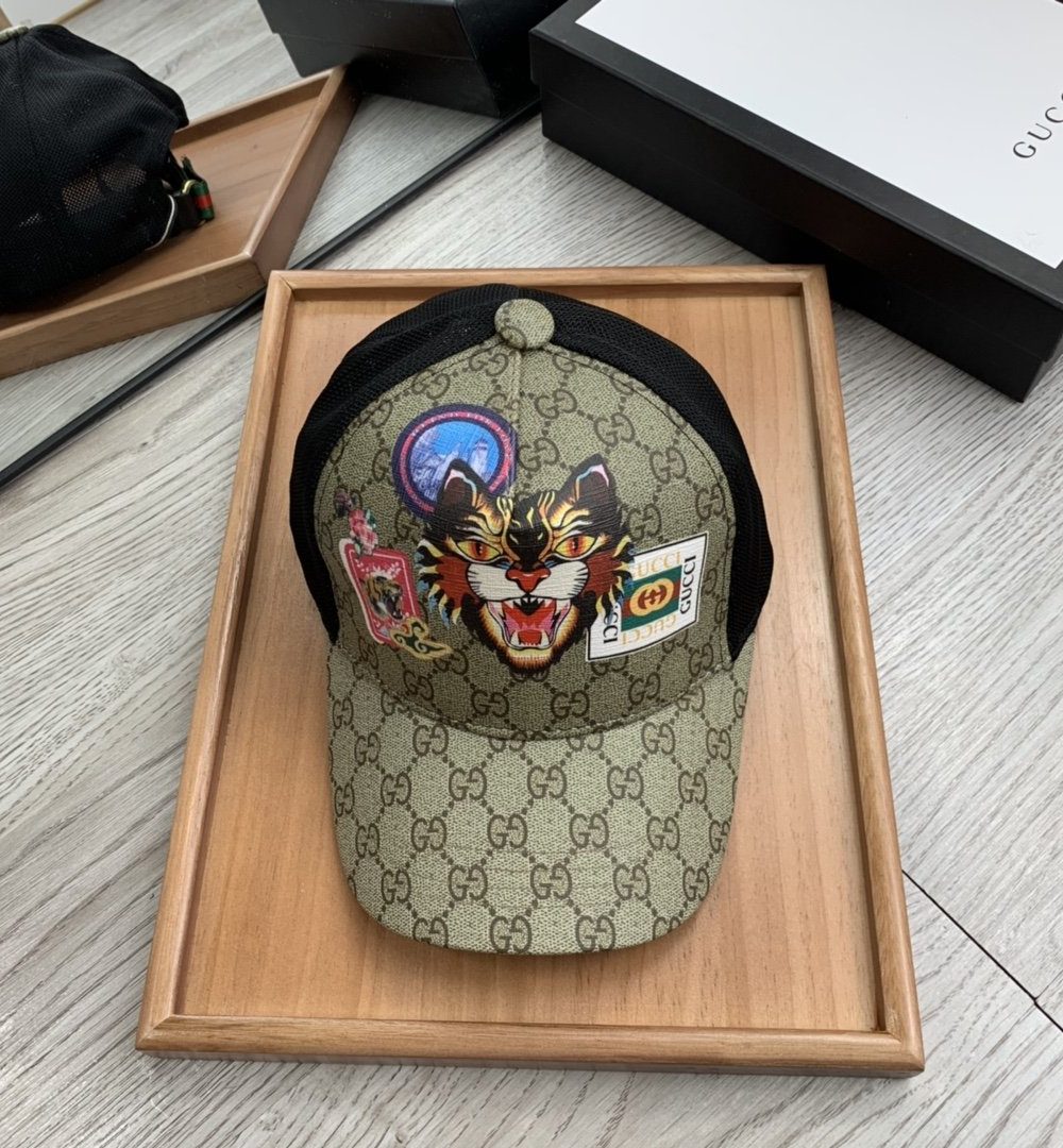 Gucci GG Canvas Baseball Cap Beige