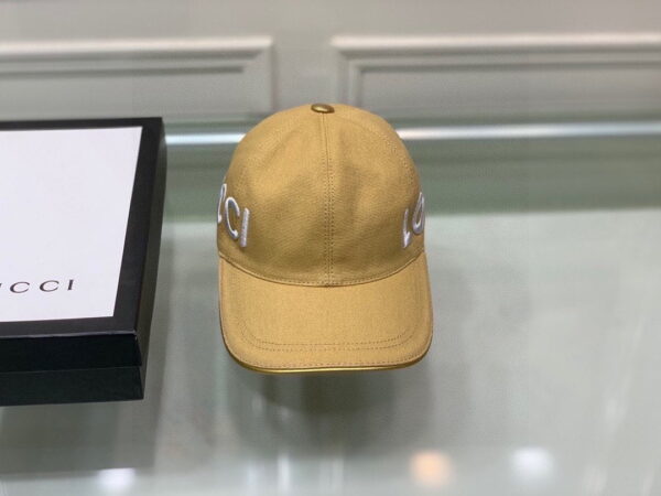 Gucci GG Canvas Baseball Cap Beige