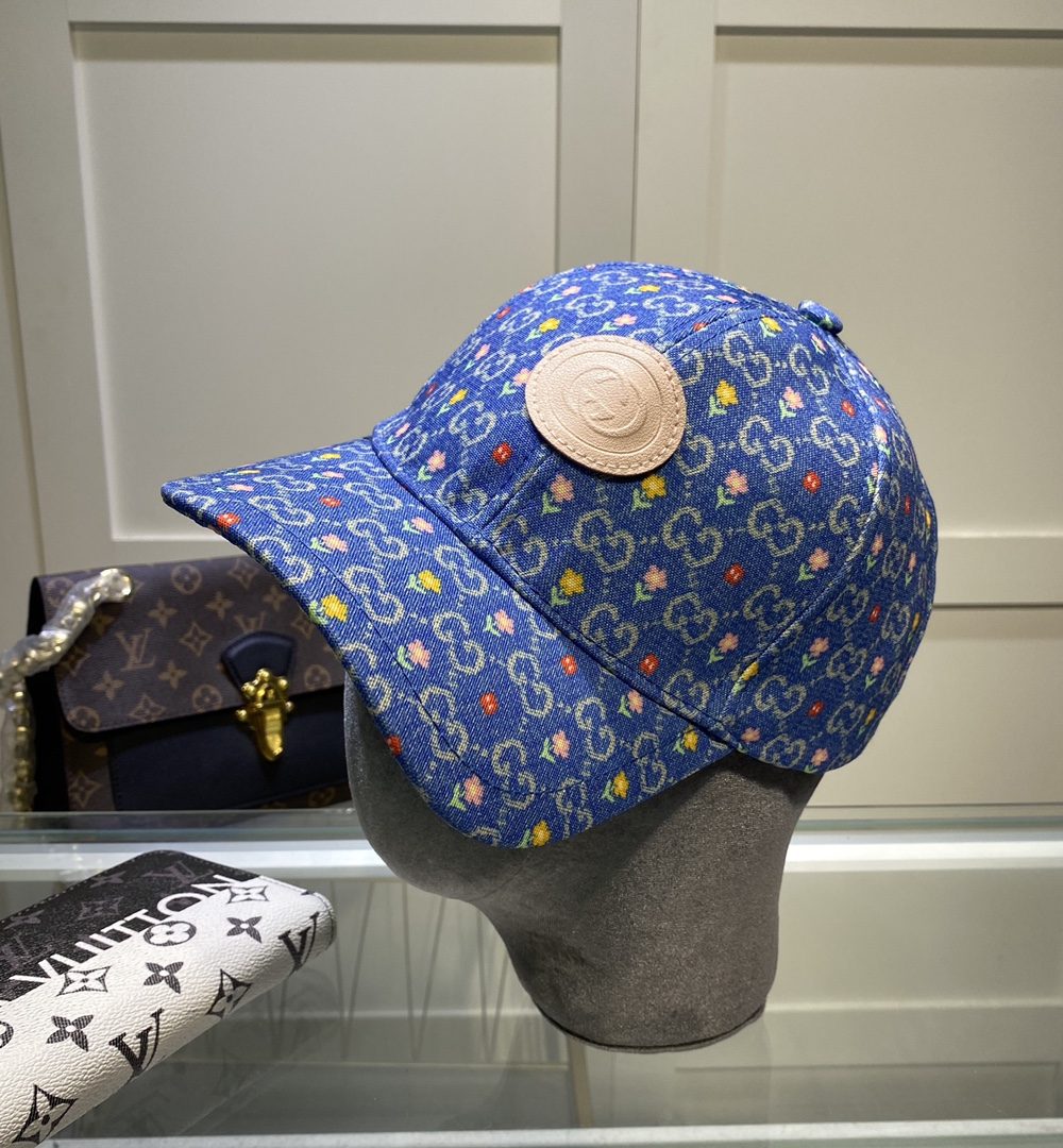 Gucci GG Canvas Baseball Cap Blue