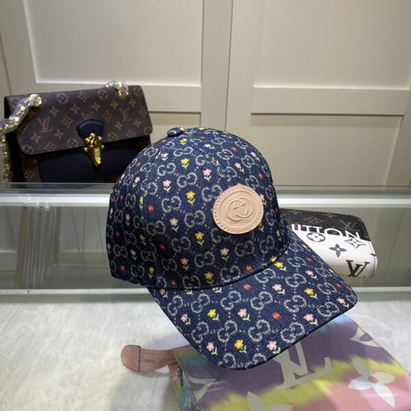 Gucci GG Canvas Baseball Cap Blue
