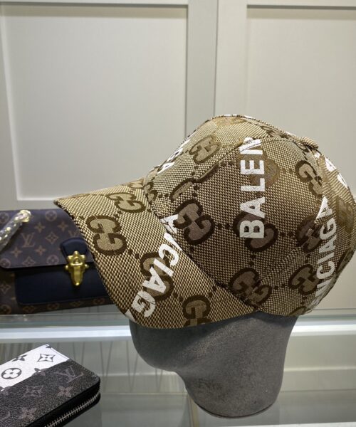 Gucci GG Canvas Baseball Cap Brown