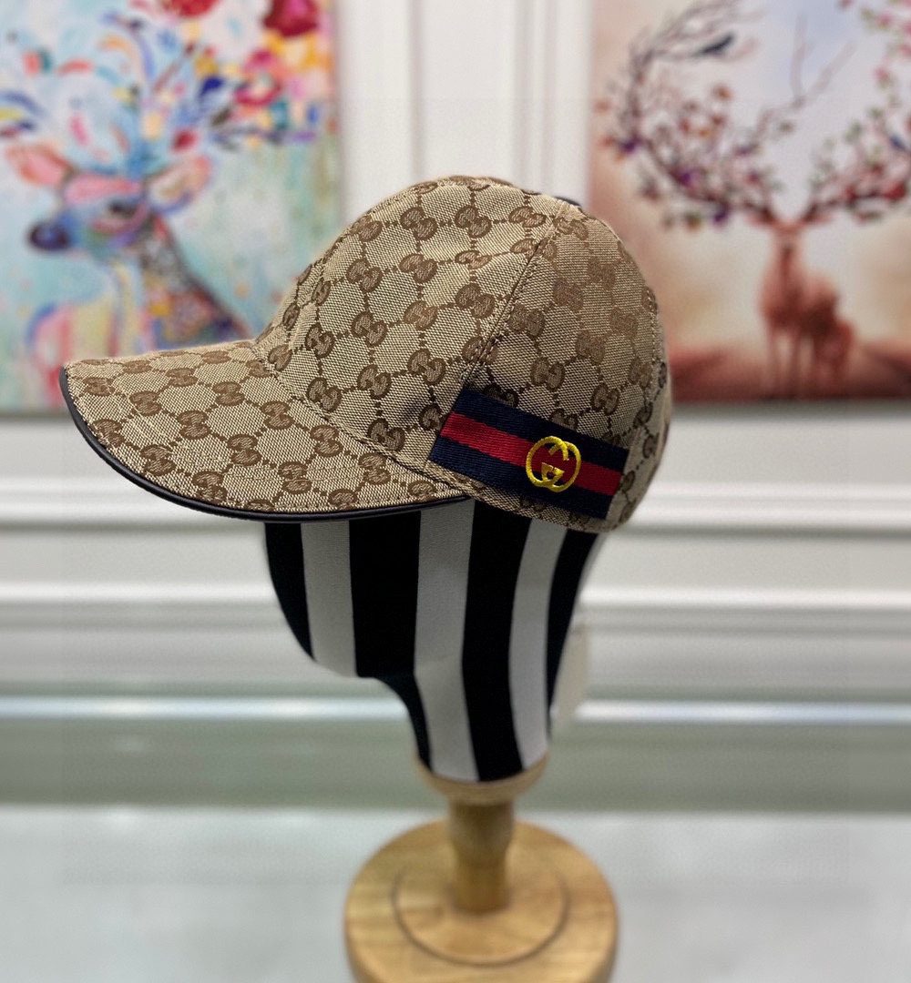 Gucci GG Canvas Baseball Cap Brown