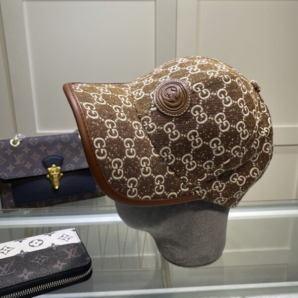 Gucci GG Canvas Baseball Cap Brown