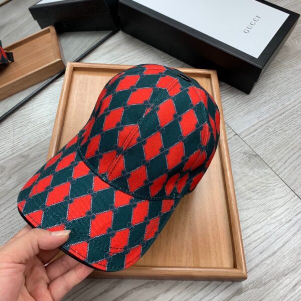 Gucci GG Canvas Baseball Cap Red