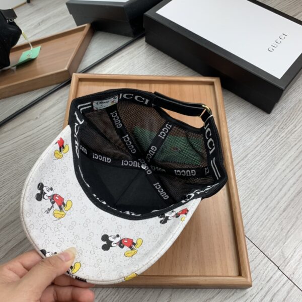 Gucci GG Canvas Baseball Cap White