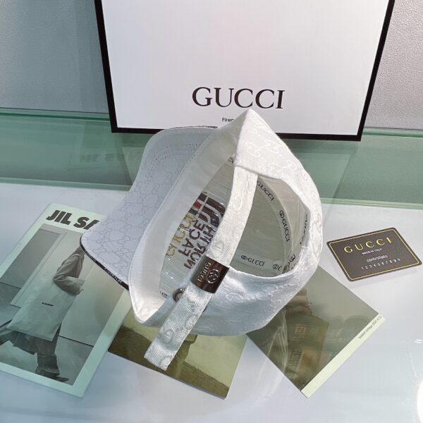 Gucci GG Canvas Baseball Cap White