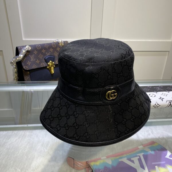 Gucci GG Canvas Bucket Hat Black