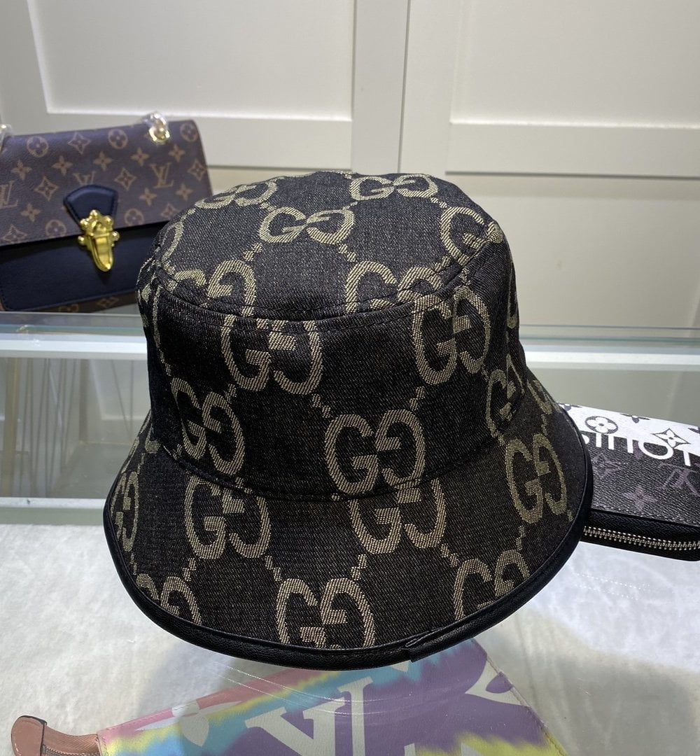 Gucci GG Canvas Bucket Hat Black