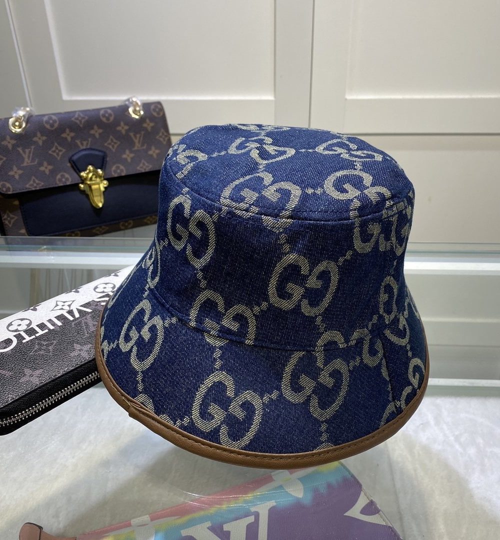 Gucci GG Canvas Bucket Hat Blue