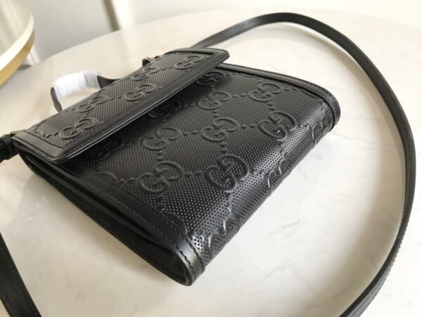 1:1 Replica Gucci GG Embossed Messenger Bag Black GG Embossed For Men 8.1in/20.5cm GG 625782 1W3AN 1000465