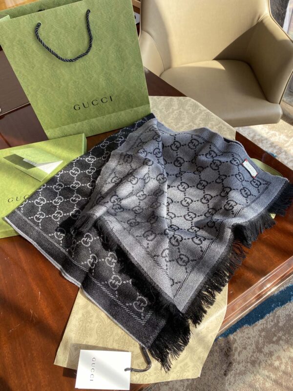 Gucci GG Lamé Lacquard Stole Scarf Black 71in/180cm 