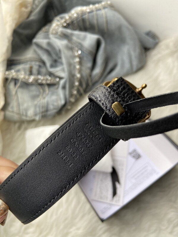 1:1 Replica Gucci GG Marmont Reversible Belt Black Reverses To Brown For Women, Women Belt 627055 CAO2T 8170