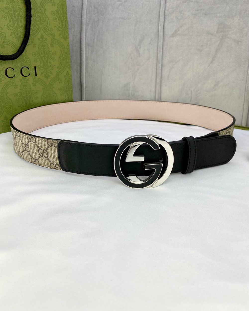 1:1 Replica Gucci GG Supreme Belt With Interlocking G Buckle Beige/Ebony GG Supreme And Black For Women, Women Belt