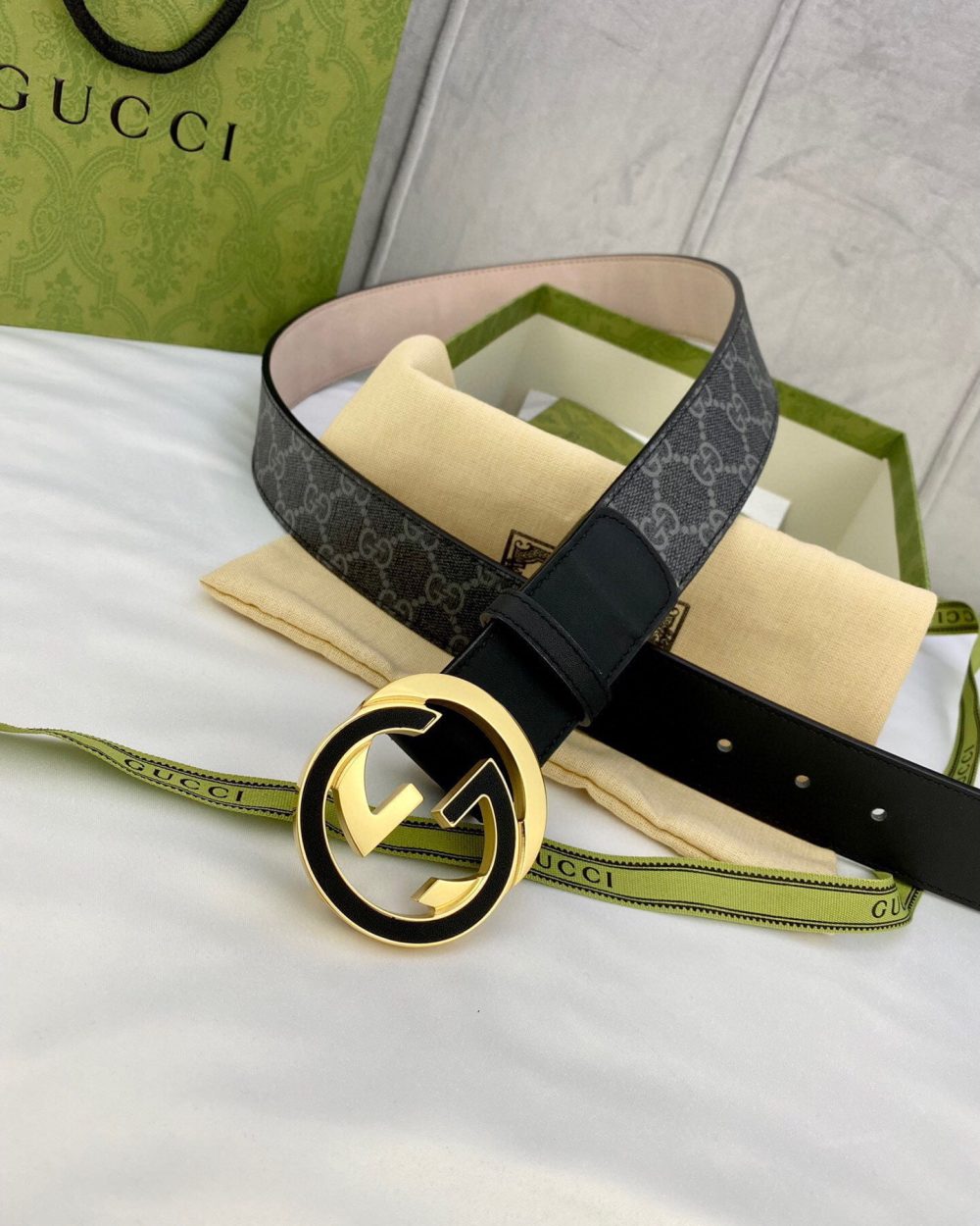 1:1 Replica Gucci GG Supreme Belt With Interlocking G Buckle Black/Grey GG Supreme Canvas With Black For Women, Women Belt