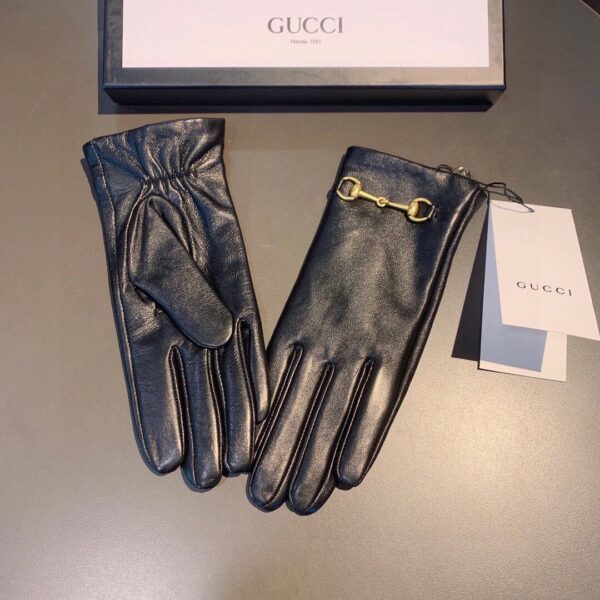 Gucci Gloves With Hoursebit In Black