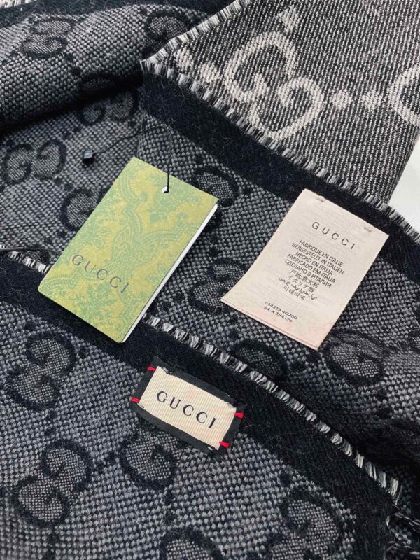 Gucci Jacquard Pattern Knit With Tassels Grey and Black 190cm/75in 676610 4G200 1061