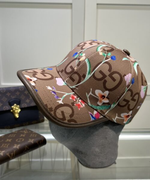 Gucci Jumbo GG Baseball Hat With Floral Embroidery Beige GG Hat 701845 3HAJM 2584