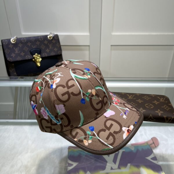 Gucci Jumbo GG Baseball Hat With Floral Embroidery Beige GG Hat 701845 3HAJM 2584