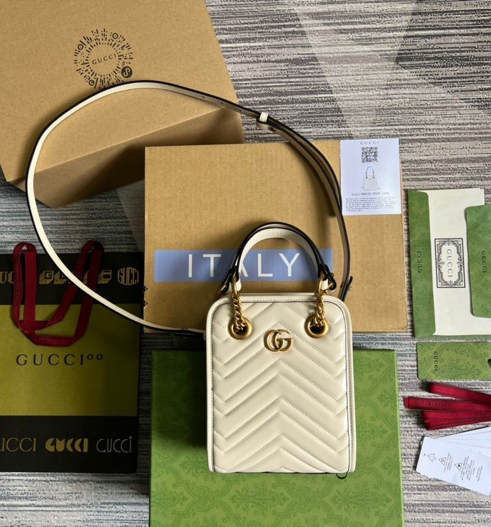 1:1 Replica Gucci Marmont Matelasse Mini Bag White For Women, Women's Bags 7.5in/19cm GG ‎696123 DTDHT 9022