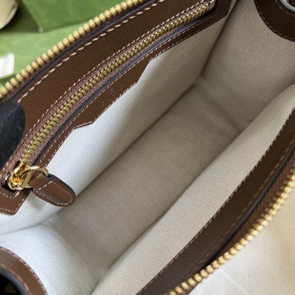 1:1 Replica Gucci Messenger Bag With Interlocking G Beige And Ebony GG Supreme Canvas And Brown For Men 8in/21cm GG 674164 92THG